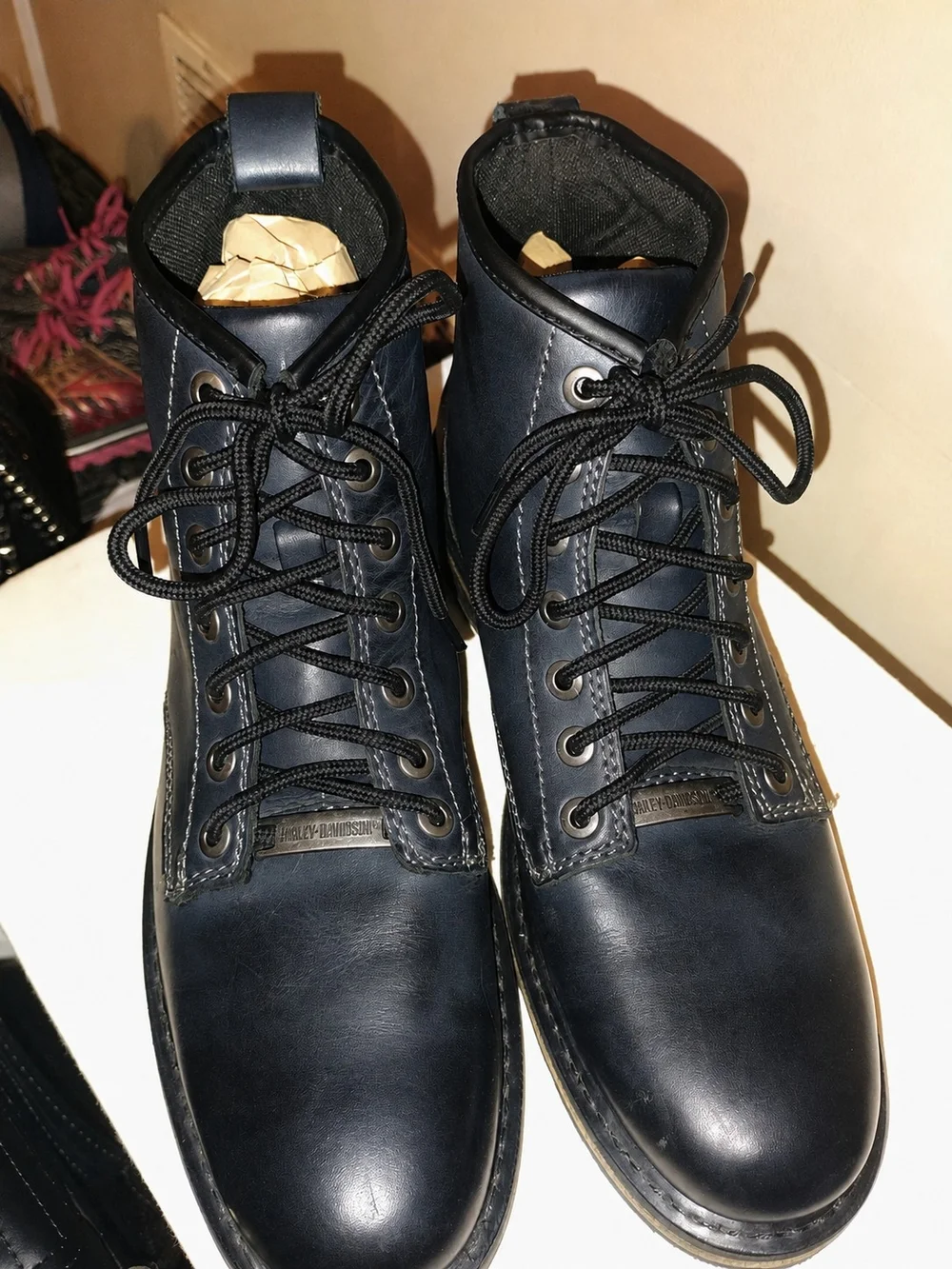 Harley-Davidson Black Leather Lace-Up Ankle Boots with Brown-Trim Sole